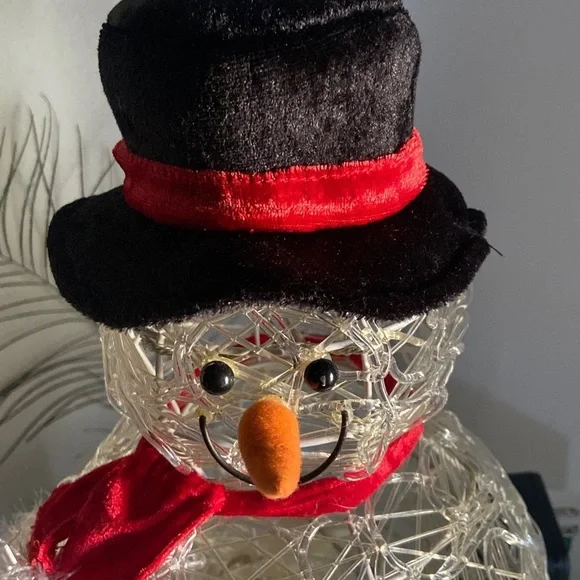 Lighted Snowman - Picture 6 of 10